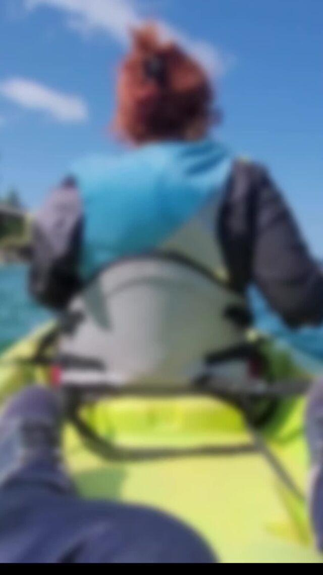 El verano ya eta aquí y qué mejor manera de recibirlo con paseo en Kayak. Hoy con gusto les comparto un paseo en Kayak que hice en Tobermory. 
Si deseas conocer más acerca de estas aventuras. Visita nuestro sitio web: 
https://backpack-diaries.com/en/home/
Summer is here and what a better way to welcome it with a Kayak ride. Today I am happy to share with you a Kayak tour I took in Tobermory. 
If you want to know more about these adventures. Visit our website: 
https://backpack-diaries.com/en/home/#google_vignette
#verano #Canada #trip #kayak